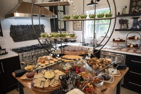 smbussummercelebrationkharislav81243090_53896848429_o